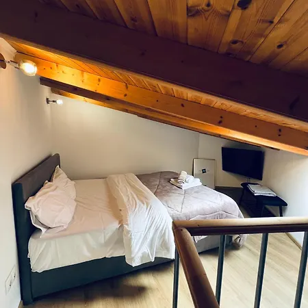 Apartment τwisted Loft